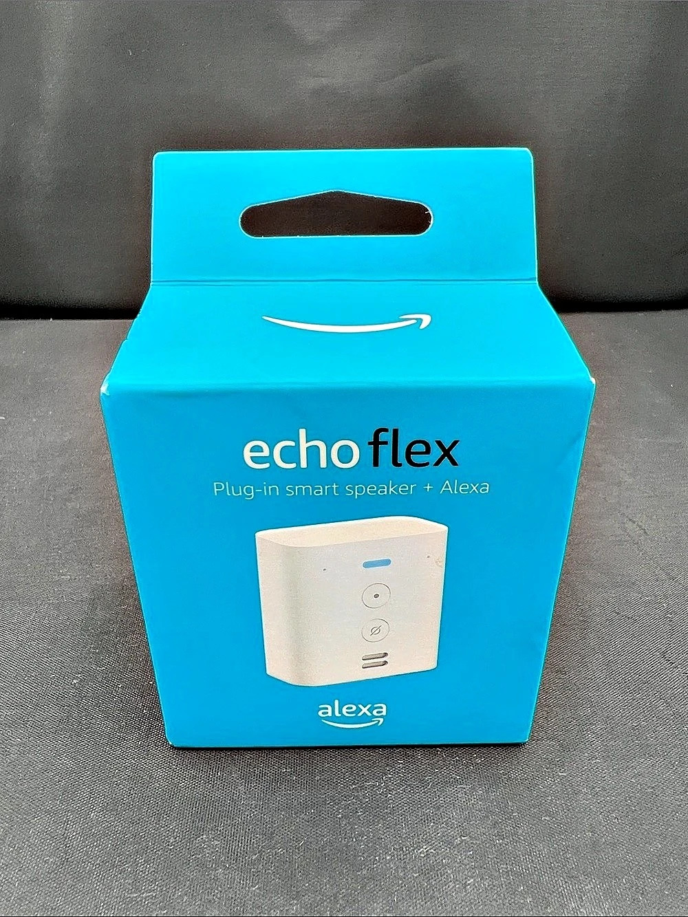 Amazon Echo Flex Plug-In Smart Speaker in Blue Like New